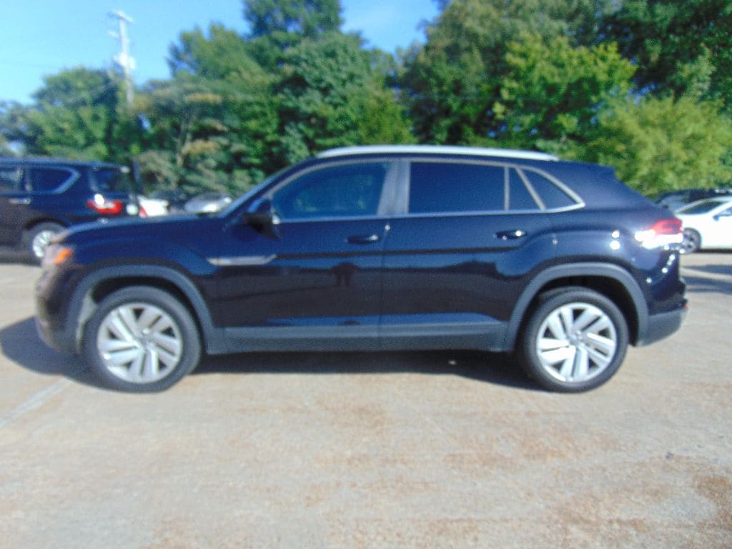 Used 2020 Volkswagen Atlas Cross Sport 3.6L V6 SE w/Technology 4MOTION SUV