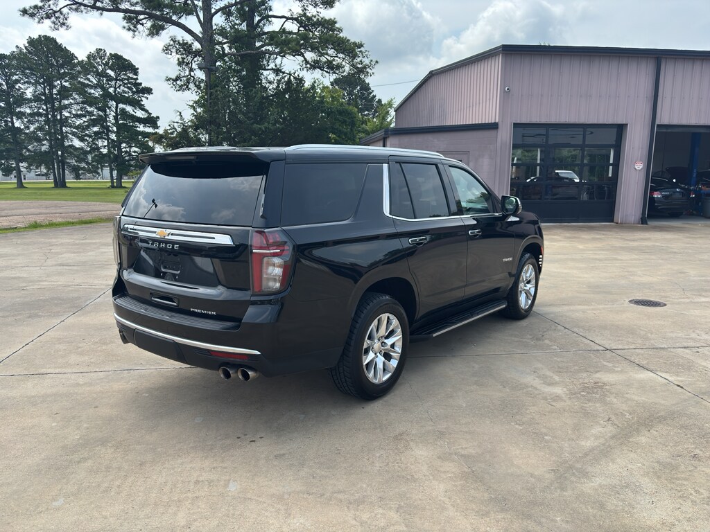 2023 Chevrolet Tahoe Premier photo 4
