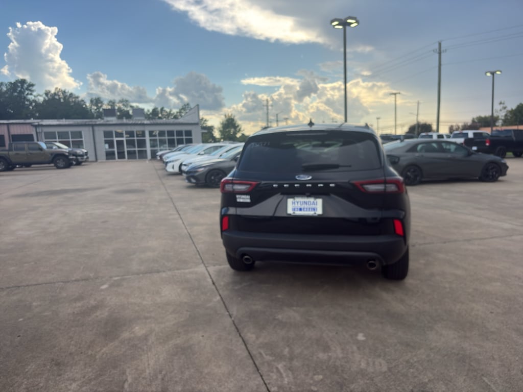 2025 Ford Escape ST-Line - Photo 6