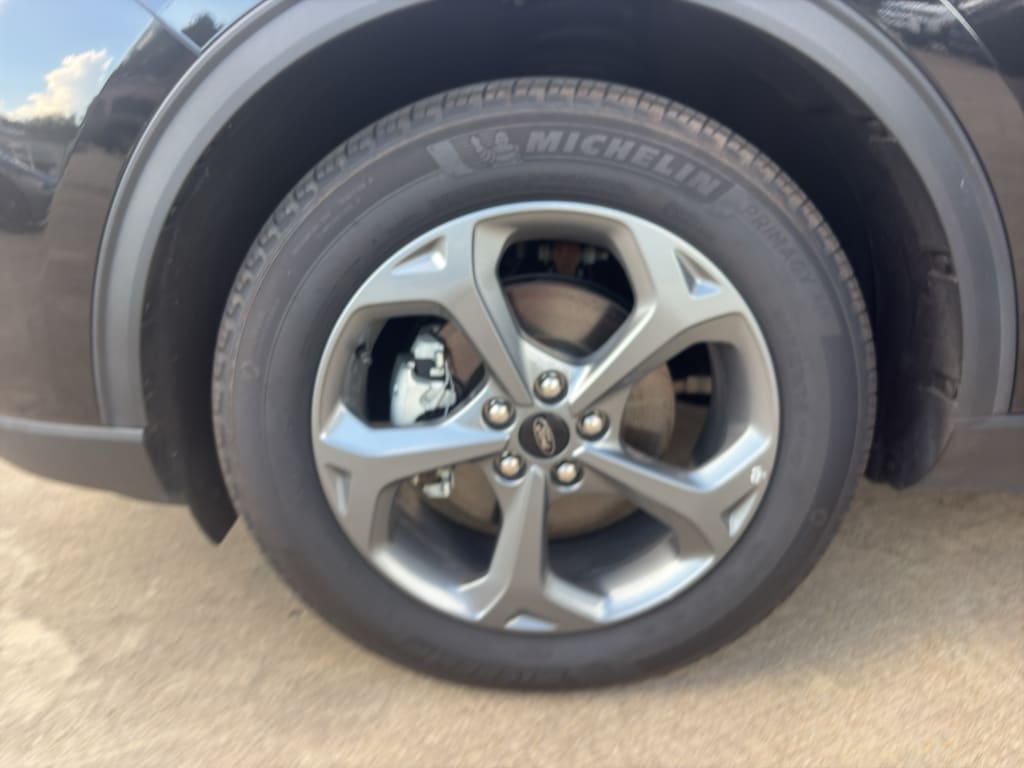 2025 Ford Escape ST-Line - Photo 13