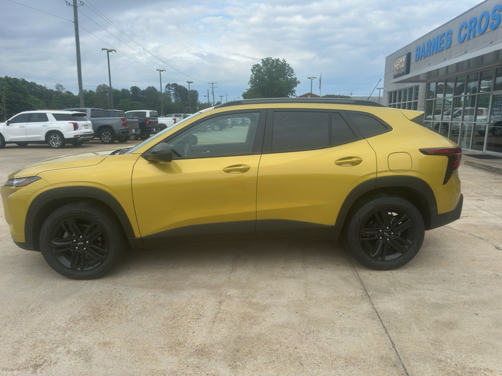 Used 2025 Chevrolet Trax ACTIV SUV