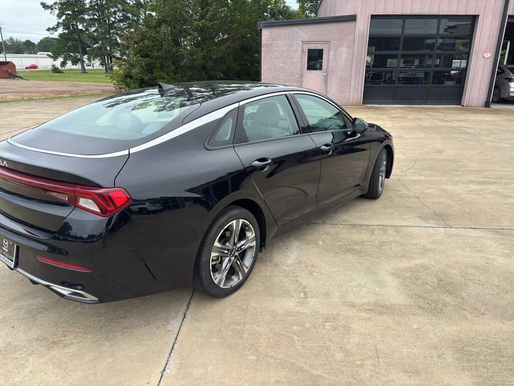 2022 Kia K5 EX photo 2