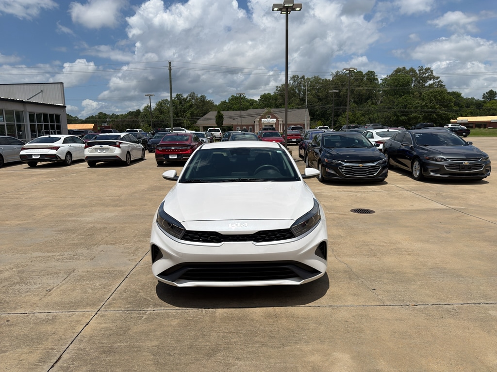 Used 2023 Kia Forte LXS Sedan