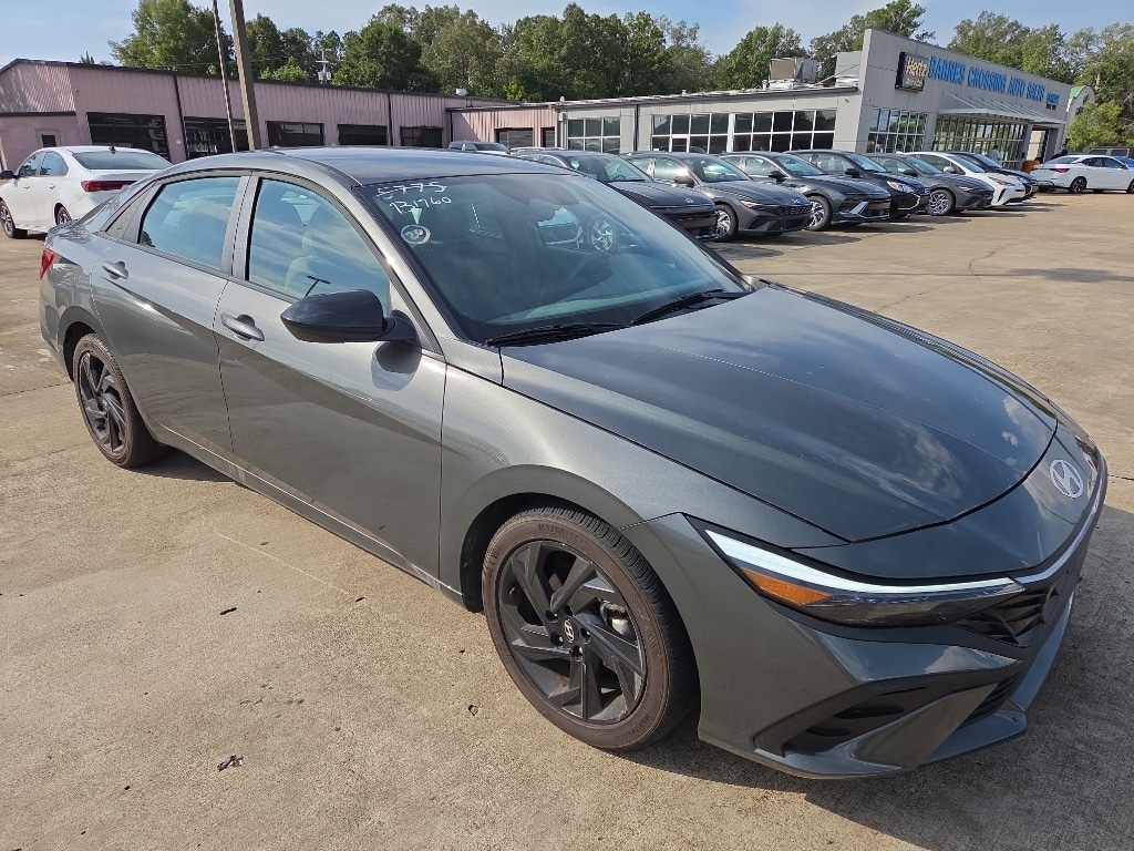 Used 2026 Hyundai Elantra SEL Sport Sedan
