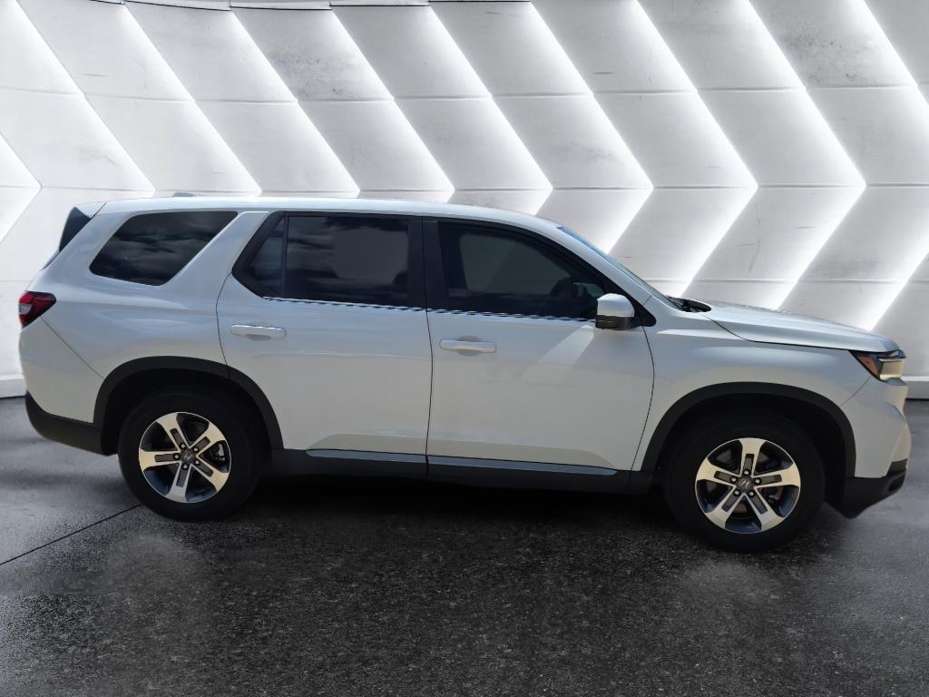 Used 2025 Honda Pilot EX-L SUV