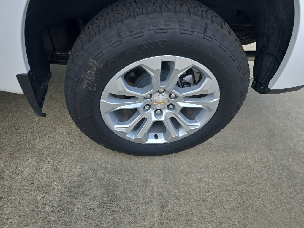 2026 Chevrolet Silverado 1500 LTZ - Photo 12