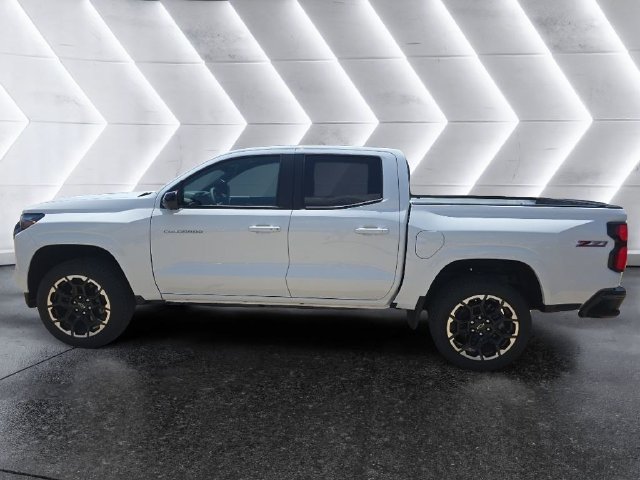 2026 Chevrolet Colorado Z71 - Photo 8