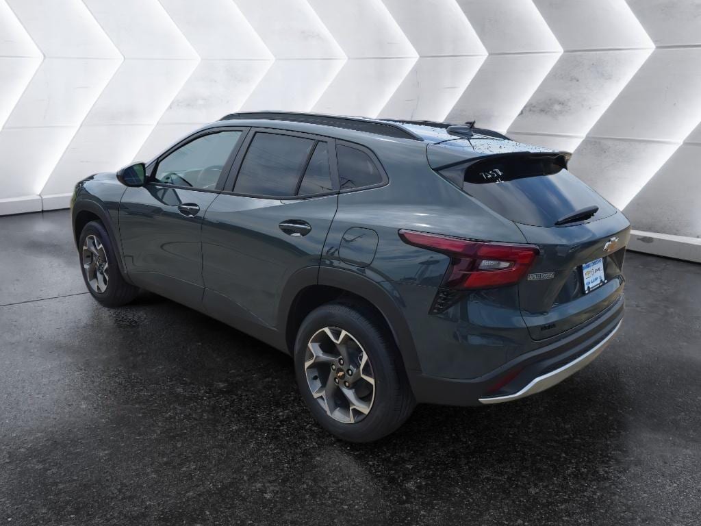 2026 Chevrolet Trax LT - Photo 7