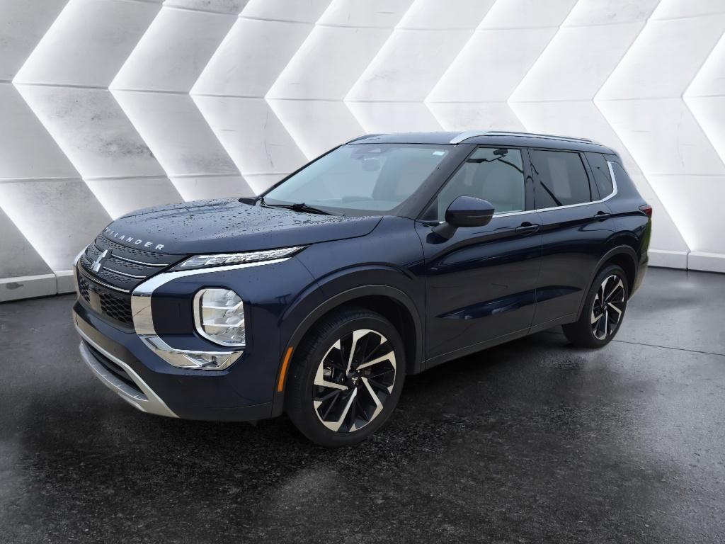 2024 Mitsubishi Outlander SEL S-AWC's photo