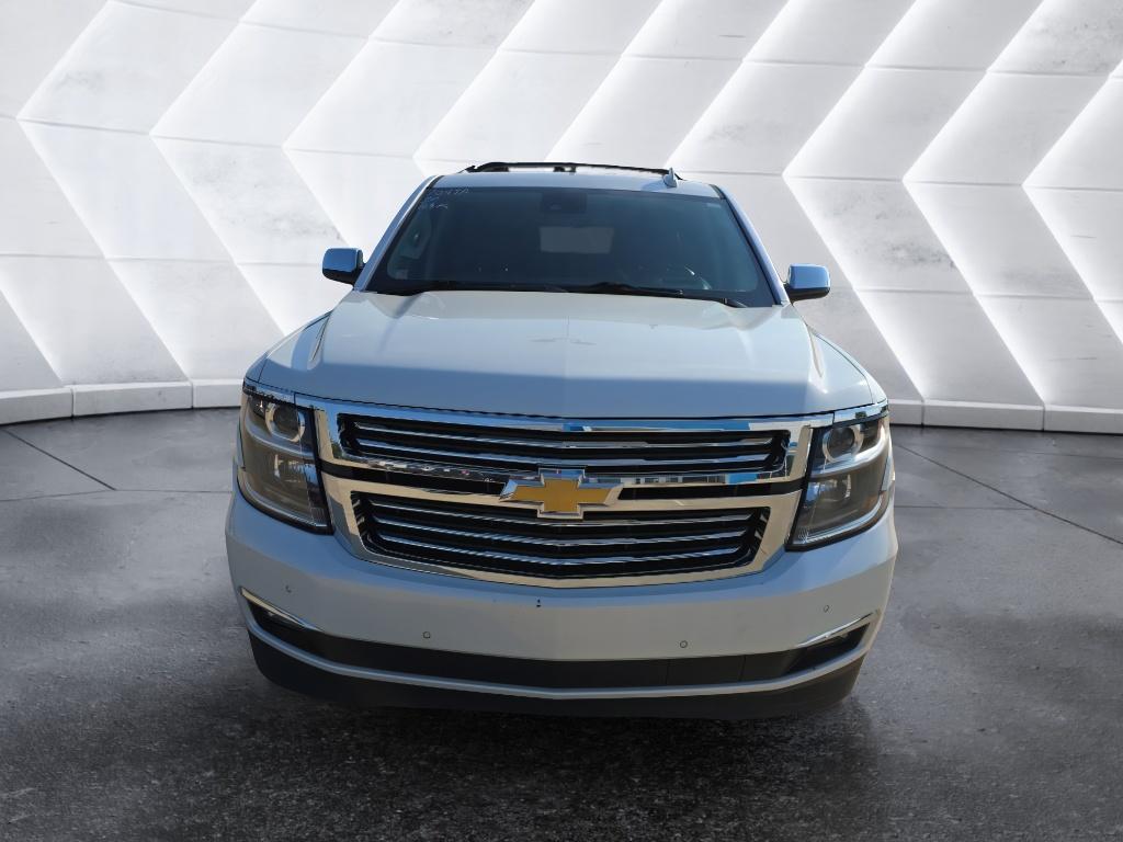 2020 Chevrolet Suburban Premier photo 2