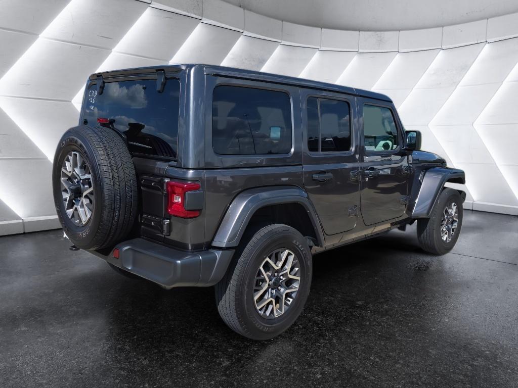 2025 Jeep Wrangler 4-Door Sahara - Photo 5
