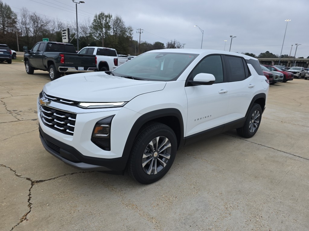 2026 Chevrolet Equinox LT's photo