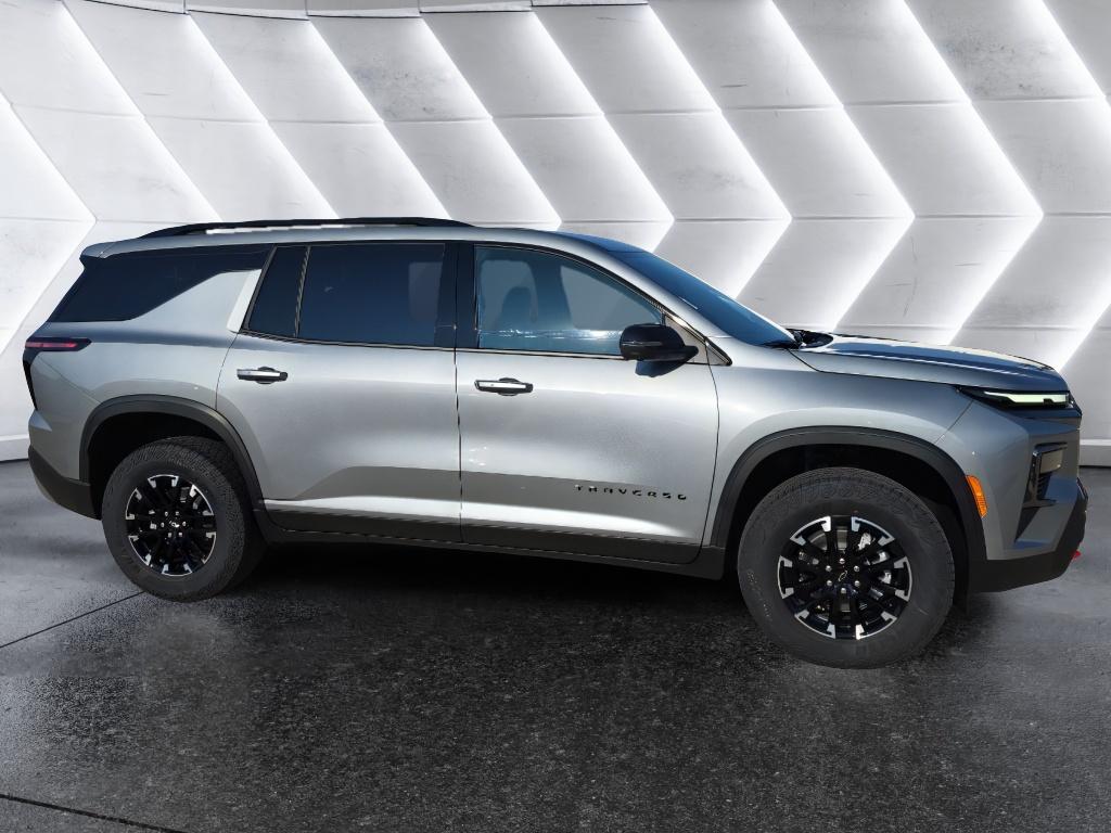 2026 Chevrolet Traverse Z71 photo 3