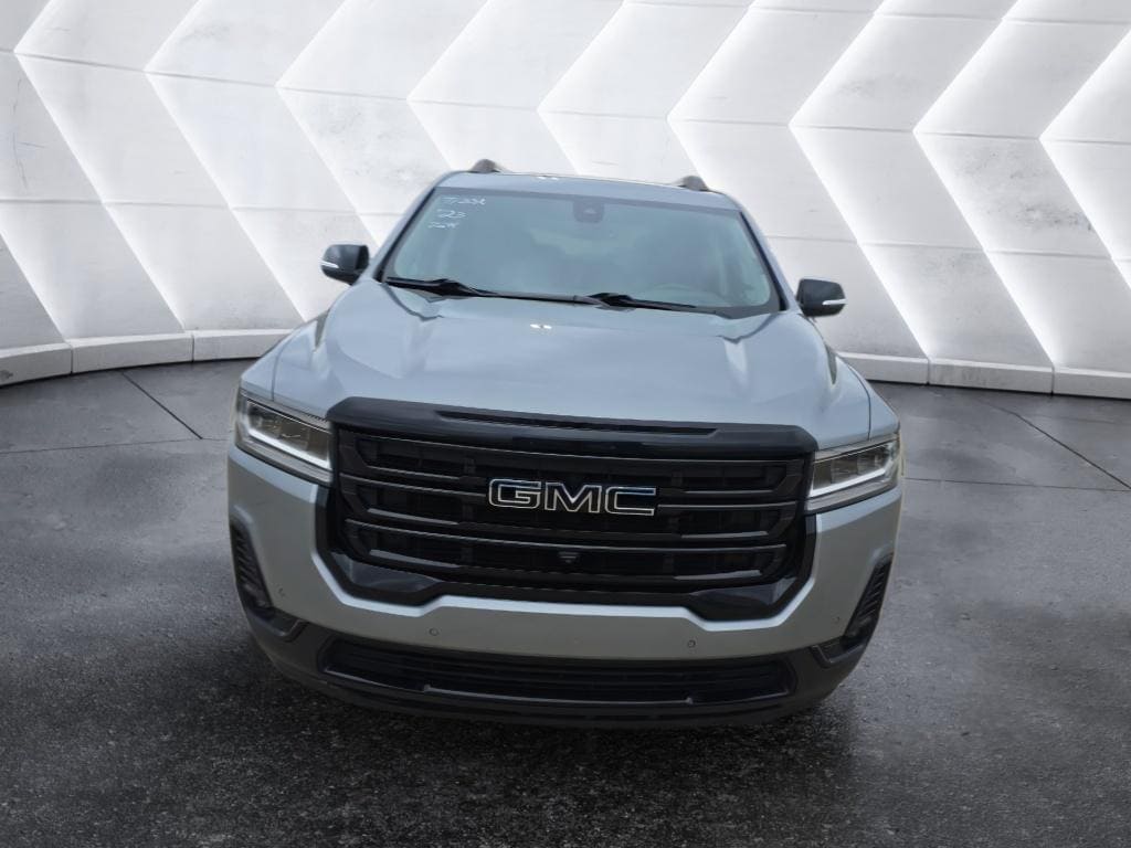 Used 2023 GMC Acadia SLT SUV