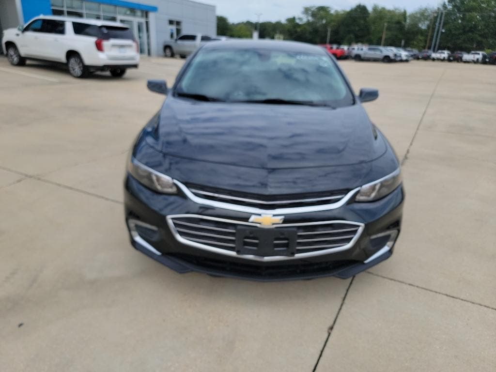 Used 2017 Chevrolet Malibu 1LT with VIN 1G1ZE5ST6HF167512 for sale in New Albany, MS