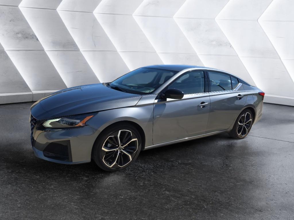 2024 Nissan Altima SR