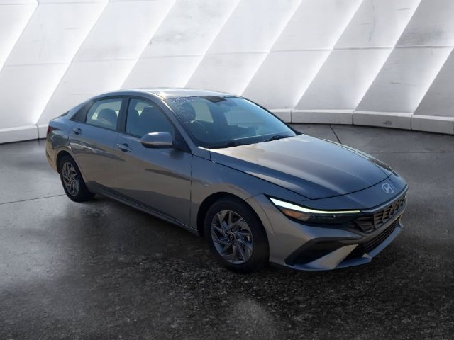 Used 2024 Hyundai Elantra SEL Sedan