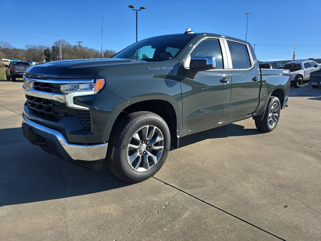2026 Chevrolet Silverado LT's photo