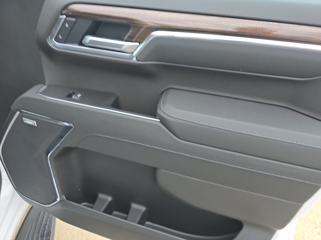 2026 Chevrolet Silverado 1500 RST - Photo 14