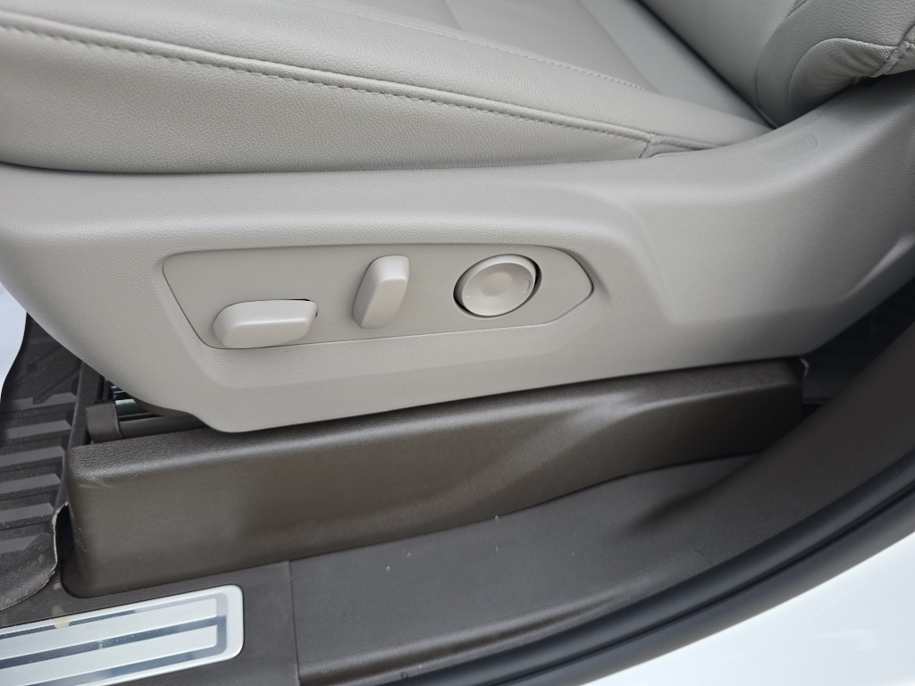 2026 Chevrolet Silverado 1500 RST - Photo 18