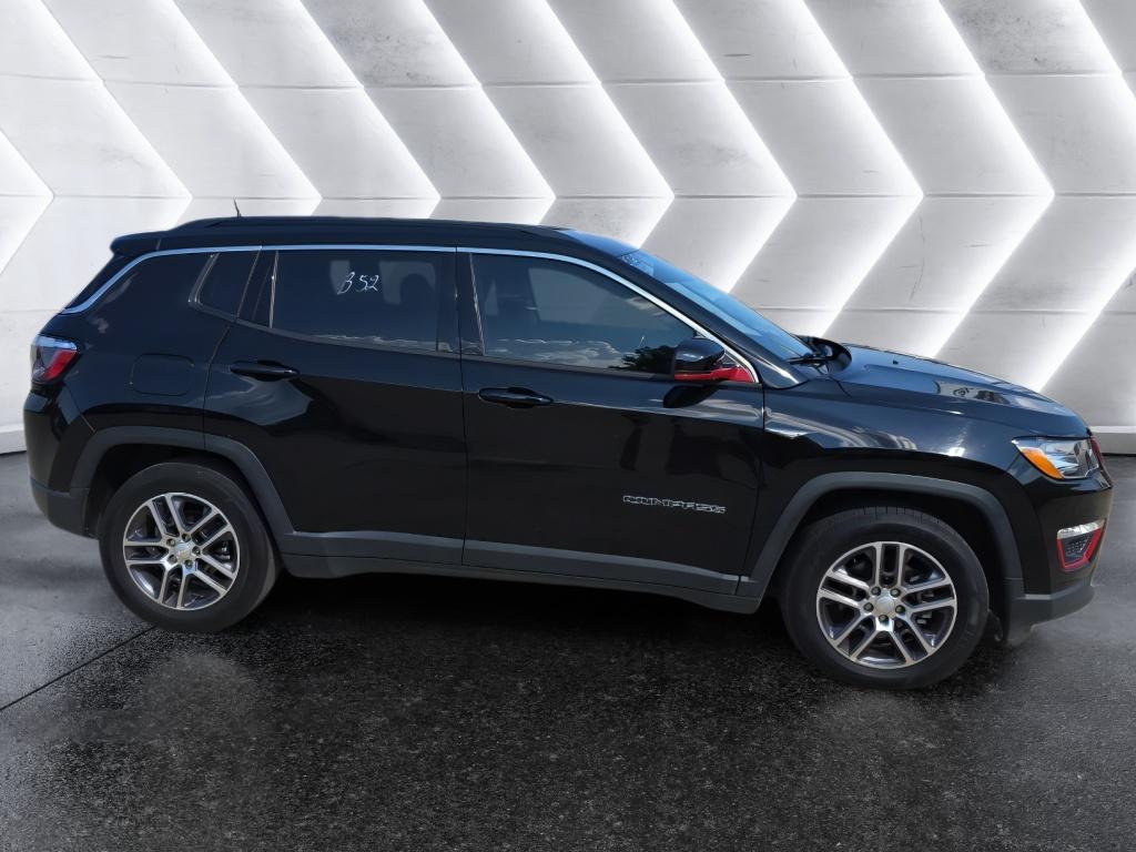 2020 Jeep Compass Latitude photo 4