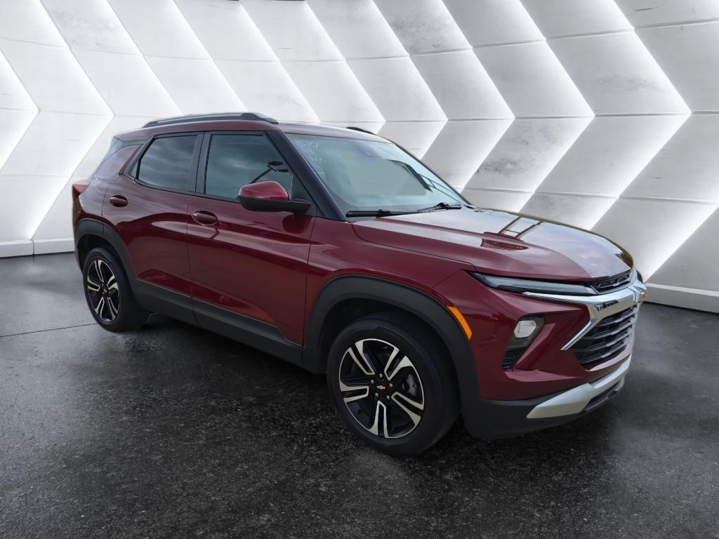 2024 Chevrolet Trailblazer LT photo 3