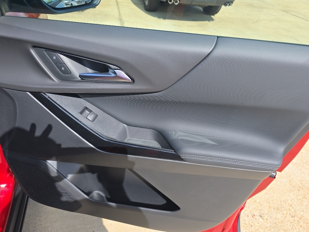 2026 Chevrolet Equinox LT - Photo 15