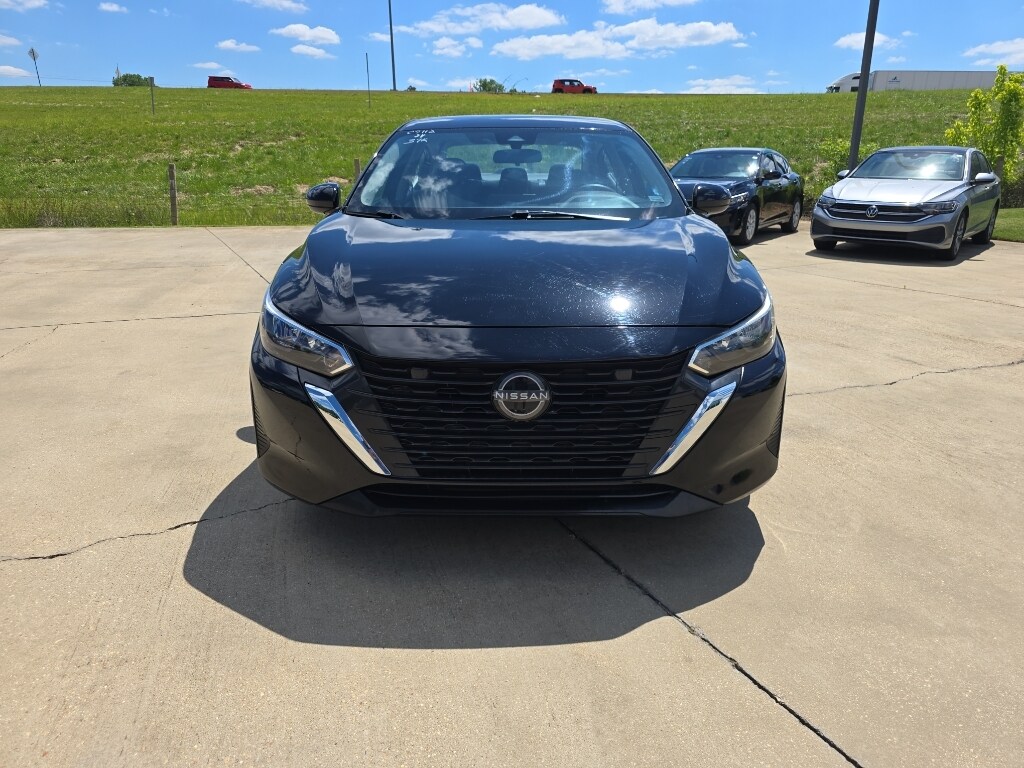 Used 2024 Nissan Sentra SV Xtronic CVT Sedan