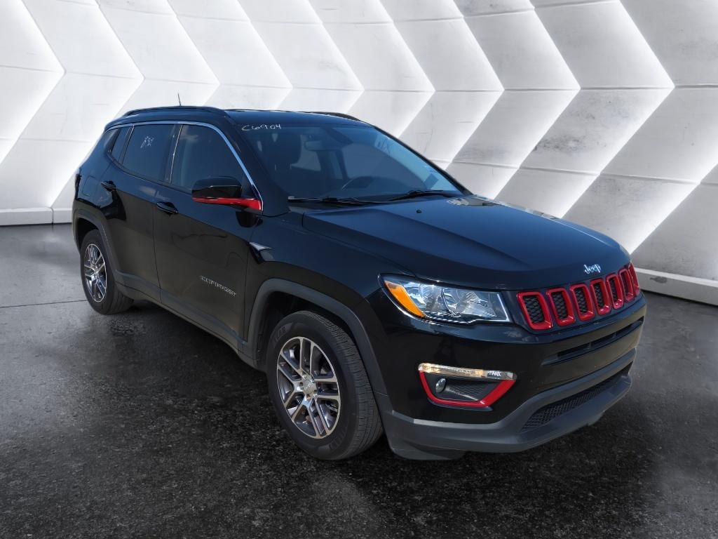 2020 Jeep Compass Latitude photo 3