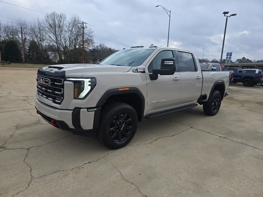 2026 GMC Sierra 2500HD AT4's photo