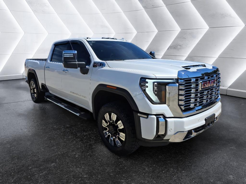 2025 Gmc Sierra 2500 HD Denali photo 3