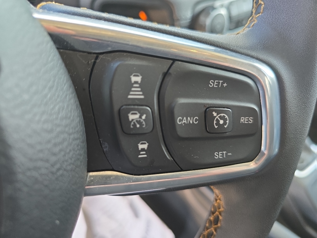 2025 Jeep Wrangler 4-Door Sahara - Photo 23