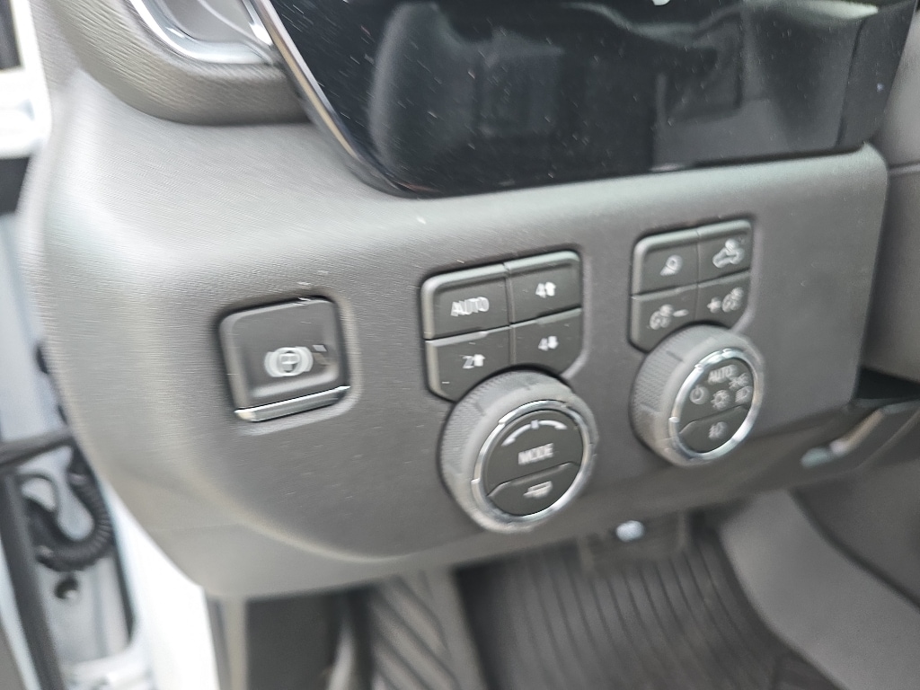 2026 Chevrolet Silverado 1500 RST - Photo 18