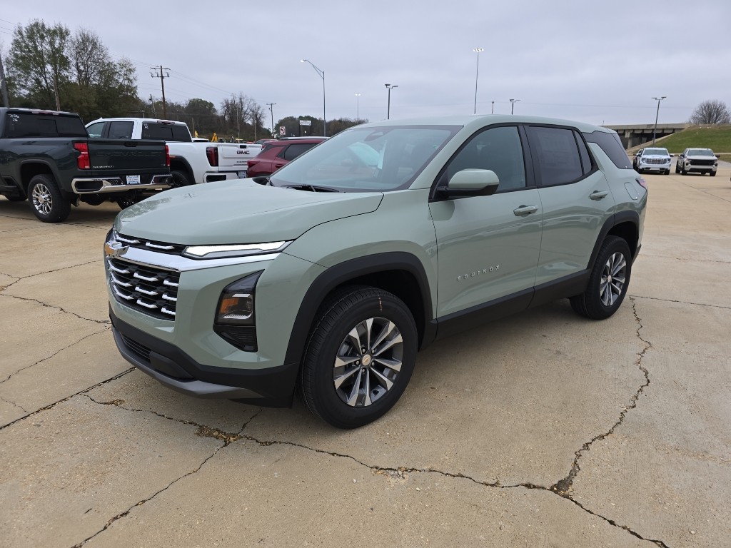 2026 Chevrolet Equinox LT's photo