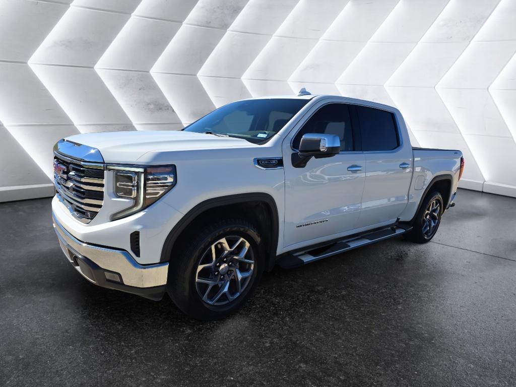 2022 GMC Sierra 1500 SLT's photo