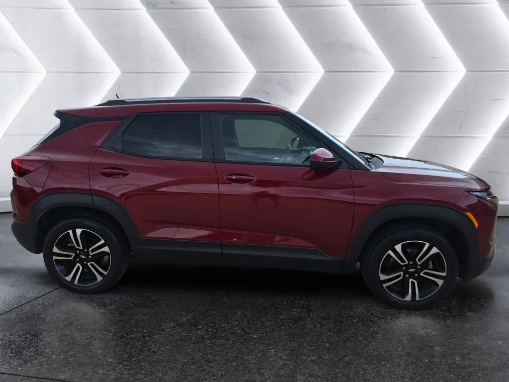 2024 Chevrolet Trailblazer LT photo 4
