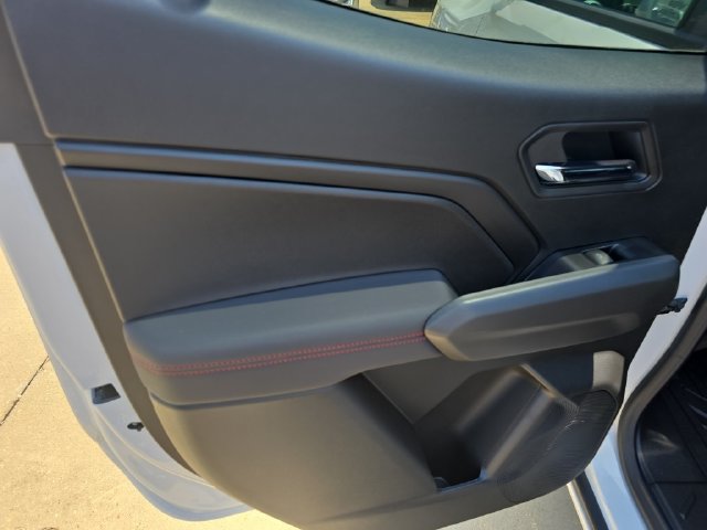 2026 Chevrolet Colorado Z71 - Photo 11