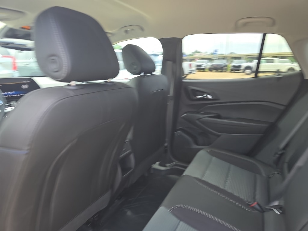 2026 Chevrolet Trax LT - Photo 10