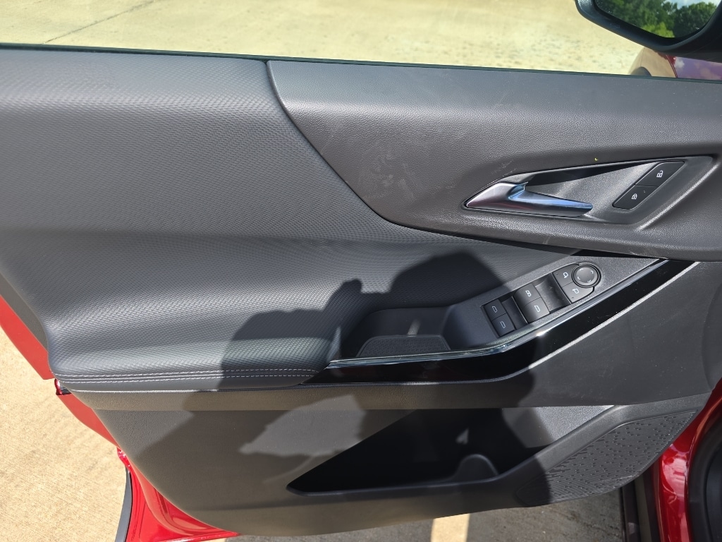 2026 Chevrolet Equinox LT - Photo 18
