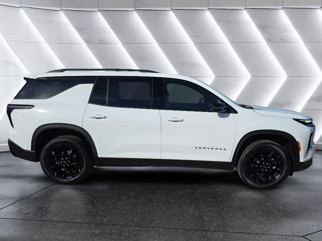 New 2026 Chevrolet Traverse LT SUV