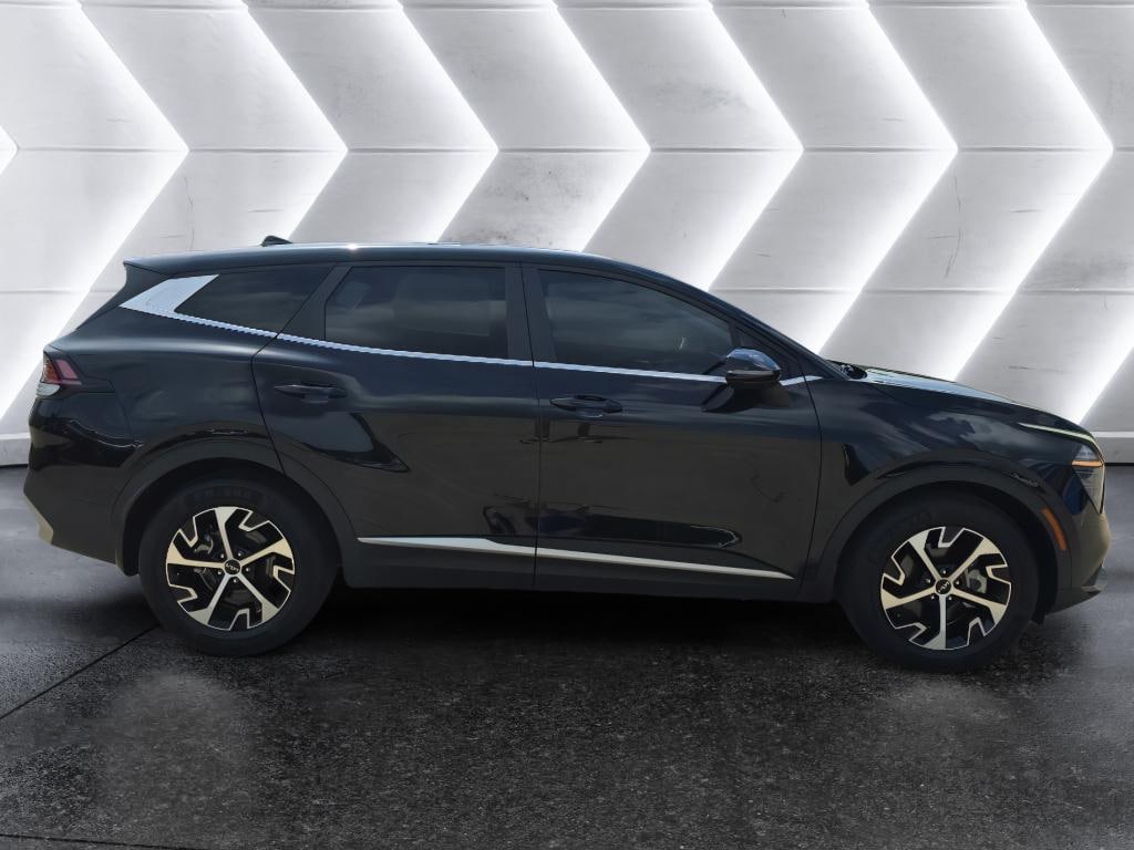 Used 2024 Kia Sportage EX SUV