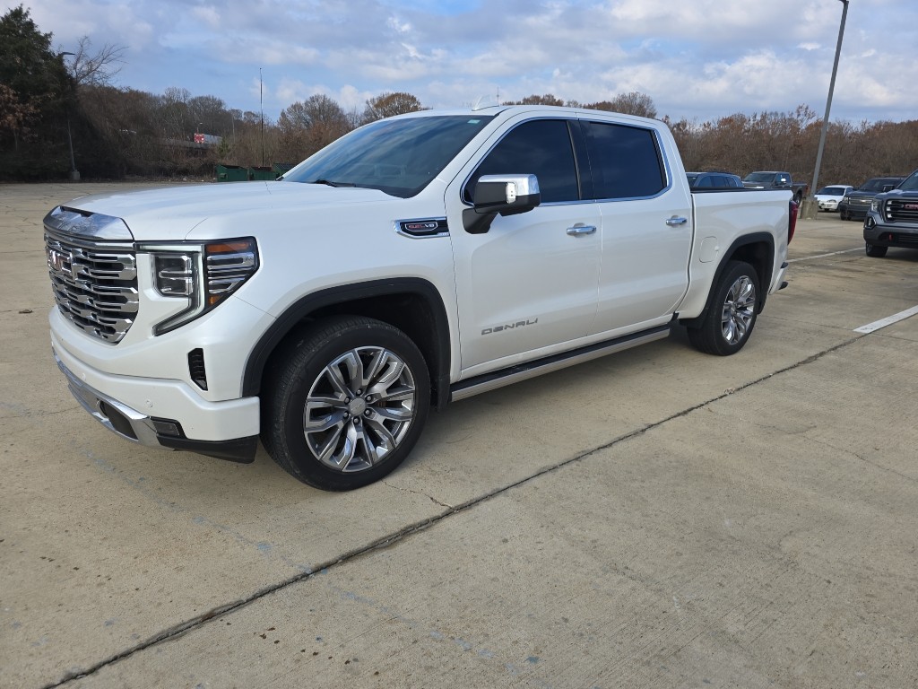 2024 GMC Sierra 1500 Denali Denali's photo