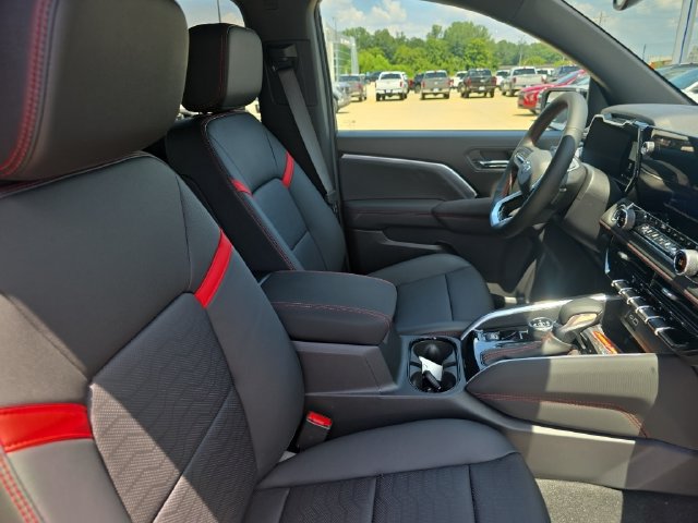 2026 Chevrolet Colorado Z71 - Photo 13