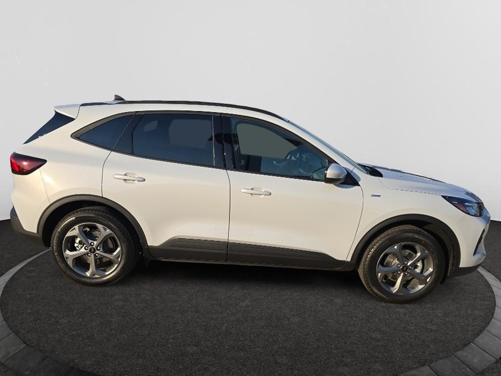 2026 Ford Escape ST-Line Select photo 4