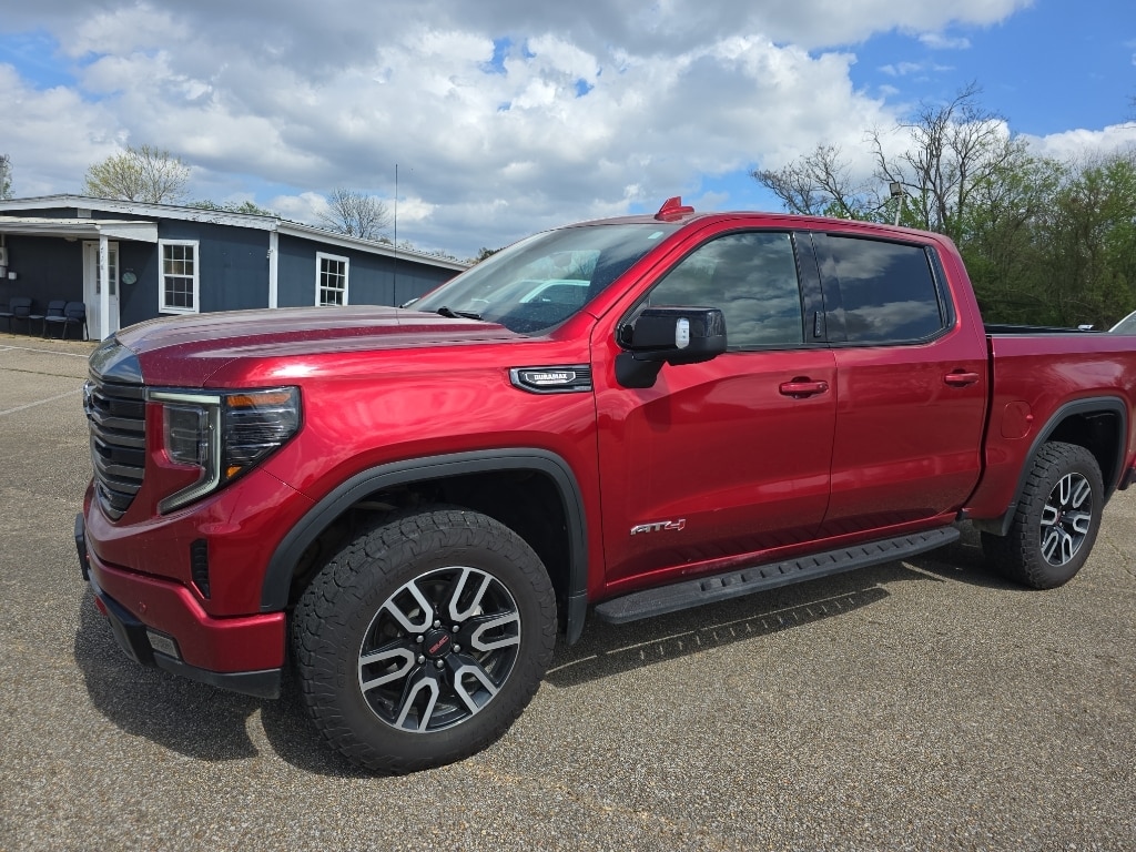 Used 2023 GMC Sierra 1500 AT4 Truck Crew Cab