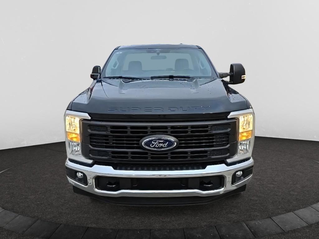2024 Ford F-350 XL photo 2