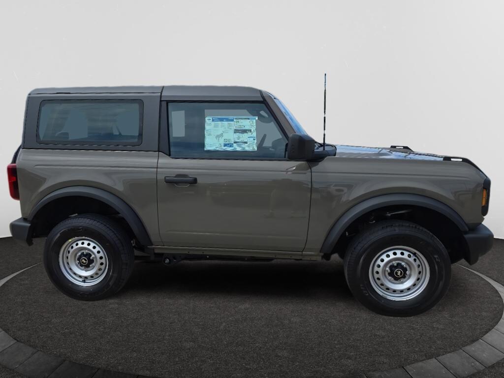 New 2026 Ford Bronco Base SUV