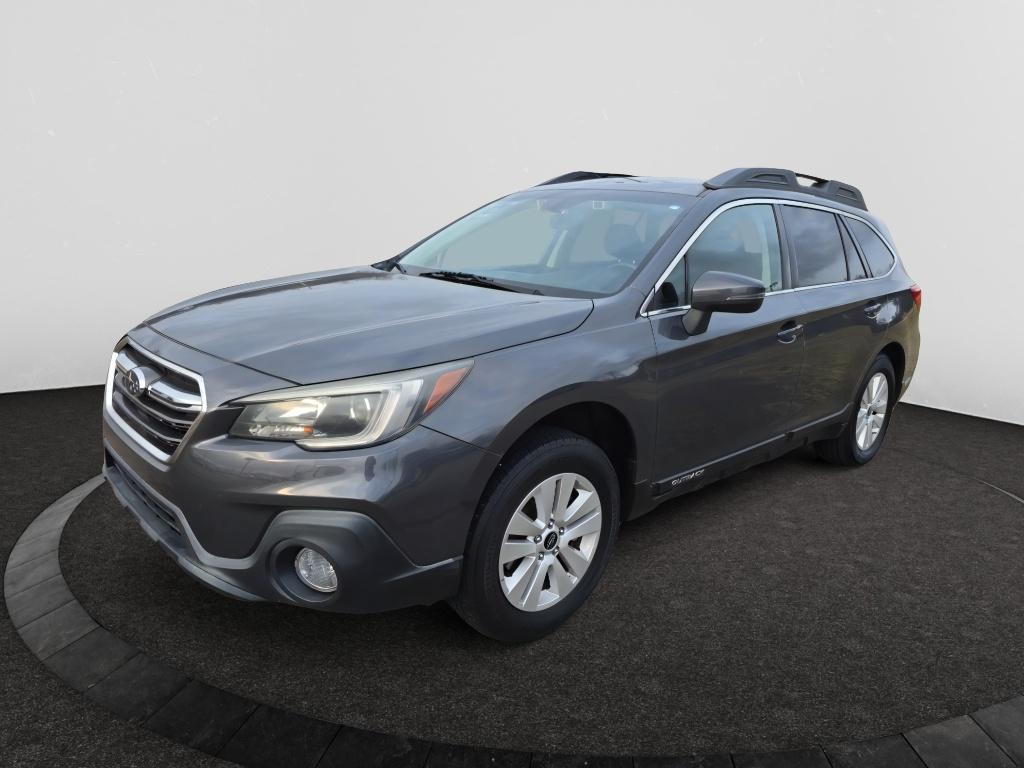 2019 Subaru Outback Premium's photo