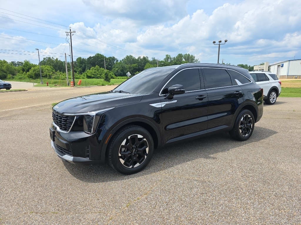 2024 Kia Sorento S AT's photo