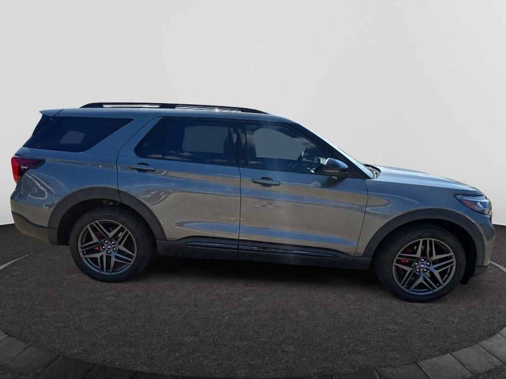 Used 2025 Ford Explorer ST-Line SUV